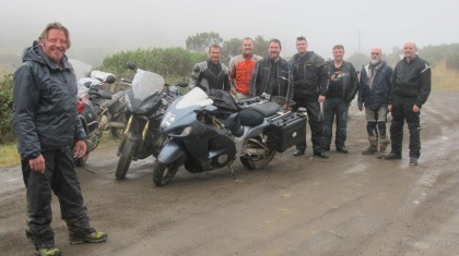 Now here is a 'Busa playing at being a GSA. Note the Conti TKC80 knobbies on it. Click on the image to get a better look.